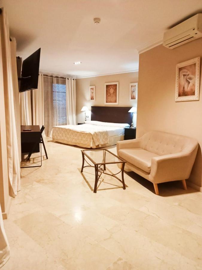 Hotel Sol Sanlucar Sanlúcar la Mayor Exteriér fotografie